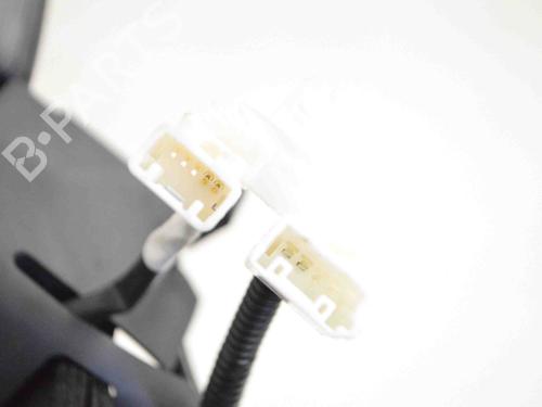 Sikkerhetsbelte-spenne TOYOTA COROLLA Hatchback (_E21_, _EA1_, _EH1_) 1.8 Hybrid (ZWE211, ZWE219) | BP27821866I32