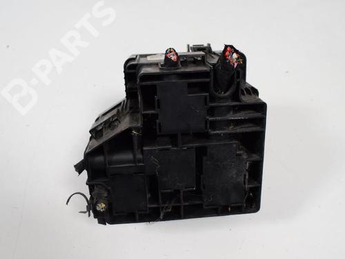 Fuse box HYUNDAI SANTA FÉ II (CM) 2.2 CRDi GLS 4x4 | BP7489332E1 