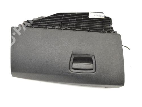 Used Glove box BMW X3 (G01, F97, G08) xDrive 20 d (190 hp) 7748723
