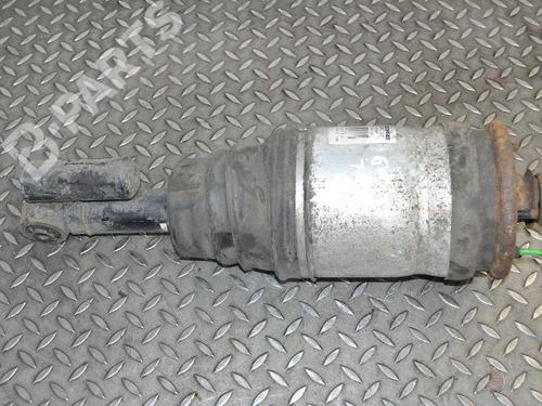 Used Left rear shock absorber LAND ROVER RANGE ROVER SPORT I (L320) 3.0 D 4x4 (249 hp) 8831111