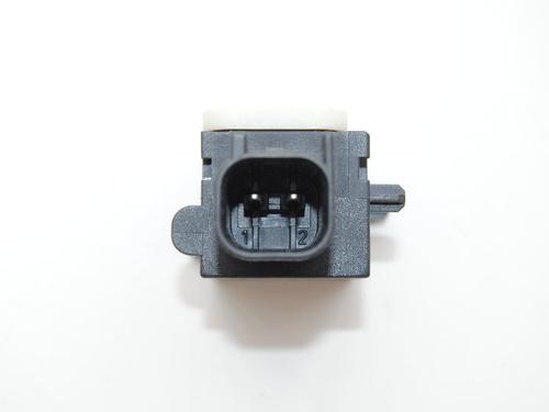 Electronic sensor LAND ROVER FREELANDER 2 (L359) 2.2 TD4 4x4 | BP8829064M84 