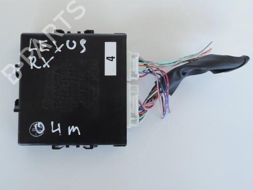 Used Electronic module LEXUS RX (_U3_) 300 (MCU35_, MCU35R) (204 hp) 19941775