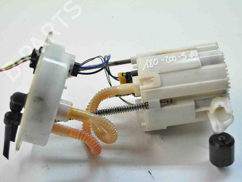 Used Fuel pump BMW 3 (F30, F80) 320 d xDrive (163 hp) 8868889