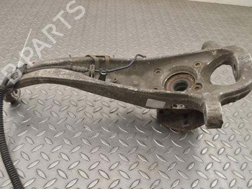 Left front steering knuckle MERCEDES-BENZ C-CLASS (W204) C 200 CDI (204.001) | BP14796751M25 