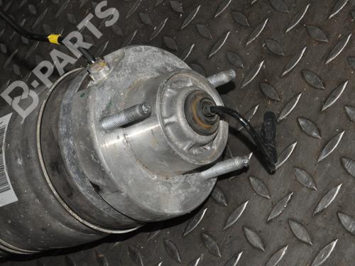 Right front shock absorber MASERATI LEVANTE SUV (M161) 3.0 S Q4 | BP8863432M17 