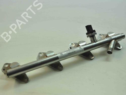 Used Injection rail MERCEDES-BENZ C-CLASS (W205) AMG C 63 (205.086) (476 hp) 8859386