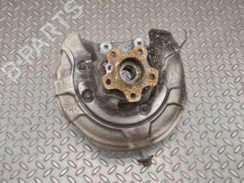 Used Right rear steering knuckle BMW 5 (F10) 530 d (286 hp) 14799932