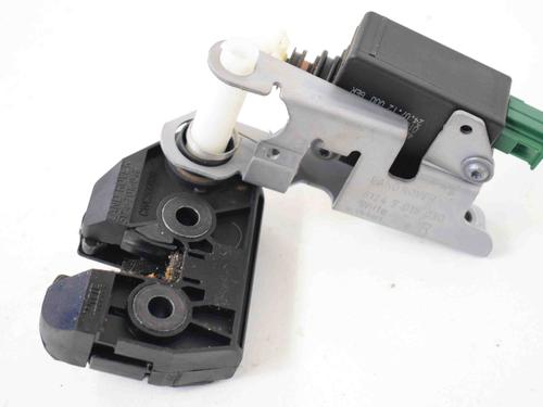 Tailgate lock LAND ROVER DISCOVERY IV (L319) 3.0 TD 4x4 | BP8858751C101 