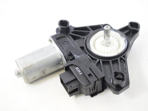 Right rear window motor MERCEDES-BENZ C-CLASS (W205) C 220 BlueTEC / d (205.002, 205.004) | BP7484370E22 