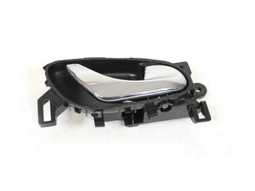 Used Rear right interior door handle NISSAN X-TRAIL III (T32_, T32R, T32RR) 1.6 DIG-T (T32) (163 hp) 8858443