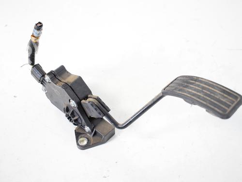 Used Pedal SUBARU LEGACY IV (BL) 2.0 D AWD (BLD) (150 hp) 19943696