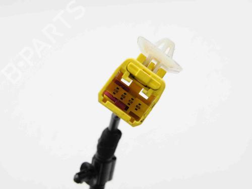 Seat buckle VW PHAETON (3D1, 3D2, 3D3, 3D4, 3D6, 3D7, 3D8, 3D9) 3.0 V6 TDI 4motion | BP14812183I32