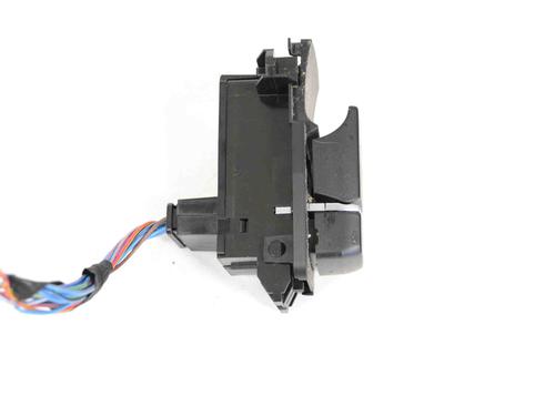 Switch BMW 5 Touring (F11) 530 d | BP7481371I30 