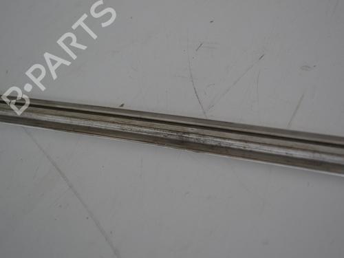 Door moulding trim VW PHAETON (3D1, 3D2, 3D3, 3D4, 3D6, 3D7, 3D8, 3D9) 3.0 V6 TDI 4motion | BP19747279C150 