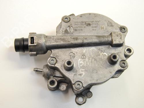 Used Vacuum pump BMW 5 (F10) 550 i (408 hp) 19941879