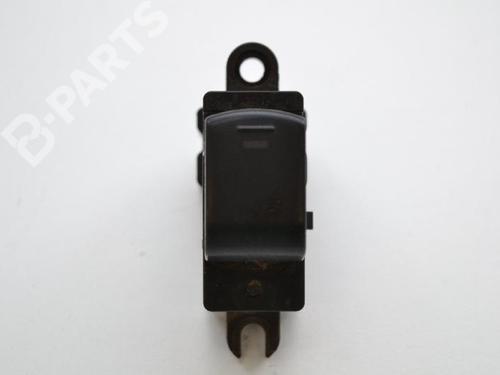 Used Right rear window switch NISSAN NAVARA NP300 (D40) 2.5 dCi 4WD (174 hp) 7496504