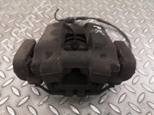 Used Left front brake caliper BMW 2 Coupe (F22, F87) 220 i (184 hp) 18745694
