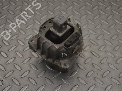 Used Engine mount BMW 6 Convertible (F12) 640 d (313 hp) 15910689