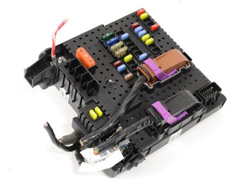 Used Fuse box VOLVO S60 I (384) 2.0 T (180 hp) 7488978