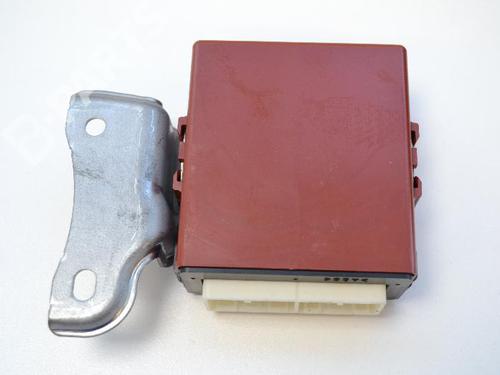 Used Electronic module LEXUS GS (_S19_) 300 (GRS190_, GRS190R) (249 hp) 8829472