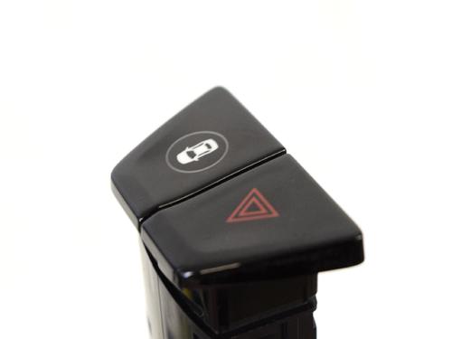 Used Warning switch BMW X1 (F48) sDrive 18 d (136 hp) 7486737