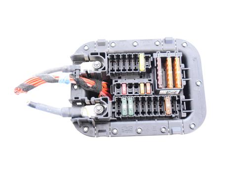 Used Fuse box MERCEDES-BENZ C-CLASS (W205) C 200 (205.042) (184 hp) 18042510
