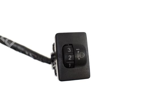 Used Switch TOYOTA PRIUS Liftback (_W2_) 1.5 Hybrid (NHW20_, NHW20R) (112 hp) 7748170