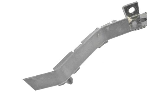 Front bumper bracket LAND ROVER DISCOVERY III (L319) 2.7 TD 4x4 | BP14772477C158 
