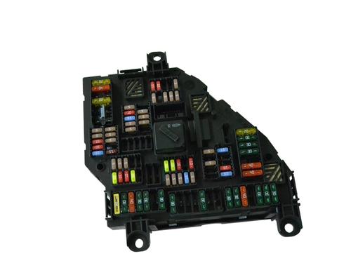 Used Fuse box BMW 6 Convertible (F12) 640 d (313 hp) 16022182