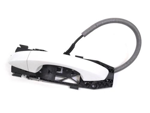 Used Front left exterior door handle Front left exterior door handle VW GOLF VII (5G1, BQ1, BE1, BE2) 1.0 TSI (110 hp) 7700277 7700277