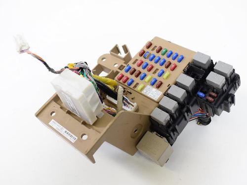 Used Fuse box SUBARU FORESTER (SH_) 2.0 D AWD (SHH, SHD, SHN) (147 hp) 7489016