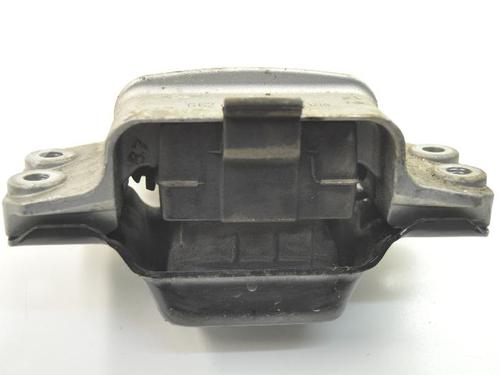 Used Engine mount AUDI A3 (8P1) 1.6 TDI (90 hp) 8828745