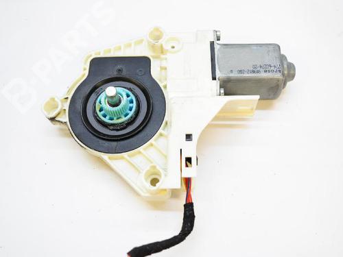 Used Left rear window motor AUDI A4 B8 (8K2) 2.0 TDI quattro (170 hp) 7497607