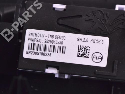 Interior roof light PEUGEOT 3008 II SUV (MC_, MR_, MJ_, M4_) 1.6 THP 165 (M45GYW, M45GZW, M45GYV) | BP10622184I8 