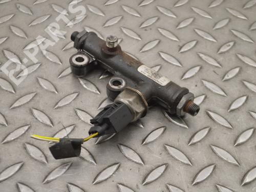 Used Injection rail JAGUAR XJ (X350, X358) D 2.7 (207 hp) 10534901