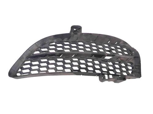 Używane Atrapa chłodnicy / Grill VW TOUAREG (7LA, 7L6, 7L7) 3.0 TDI (211 hp) 14799230