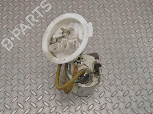 Used Fuel pump BMW 1 (F20) 125 i (218 hp) 12338622