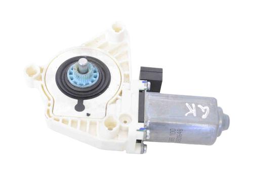 Rudehejsemotor bagstkærm venstre AUDI Q5 (FYB, FYG) 2.0 TDI quattro (190 hp) 15684098