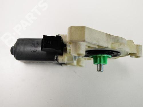 Right rear window motor MERCEDES-BENZ S-CLASS (W221, V221) S 320 CDI (221.022, 221.122) | BP7493582E22 