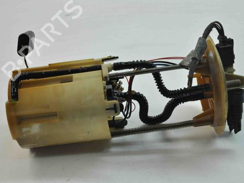 Used Fuel pump MERCEDES-BENZ SPRINTER 3-t Platform/Chassis (B906) 211 CDI (906.111, 906.113, 906.211, 906.213) (109 hp) 8831820