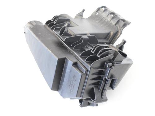 Used Air filter box MERCEDES-BENZ E-CLASS (W212) E 200 CGI (212.048, 212.148) (184 hp) 7483645