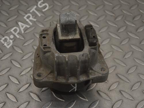 Used Engine mount BMW 6 Convertible (F12) 640 d (313 hp) 15910690
