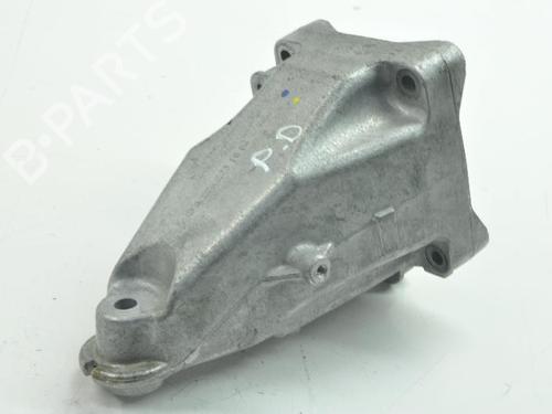 Used Support MERCEDES-BENZ C-CLASS (W205) C 200 (205.042) (184 hp) 14813147