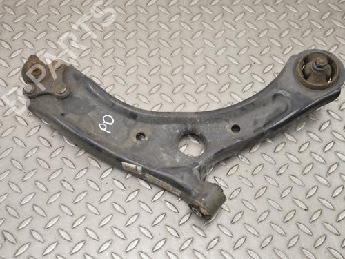 Used Right front suspension arm HYUNDAI TUCSON (TL, TLE) 1.6 CRDi (136 hp) 27824122