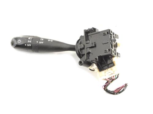 Used Steering column stalk SUZUKI GRAND VITARA II (JT, TE, TD) 1.9 DDiS All-wheel Drive (JT419, TD44, JB419WD, JB419XD,... (129 hp) 10531611