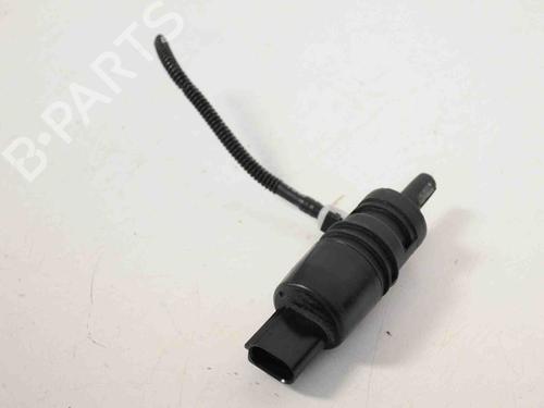 Used Washer pump BMW 4 Gran Coupe (F36) 435 d xDrive (313 hp) 14816835