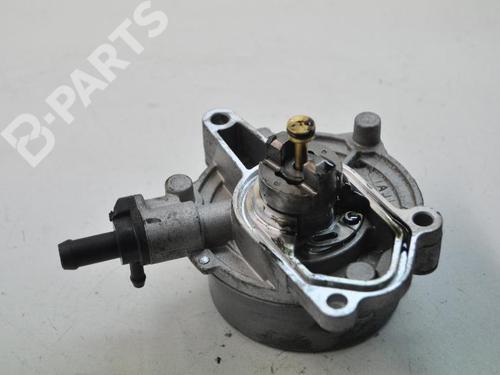 Used Vacuum pump HYUNDAI i30 Estate (GD) 1.6 CRDi (128 hp) 8867909
