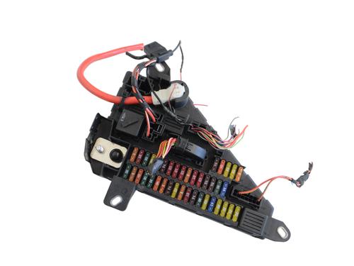 Used Fuse box BMW 6 (E63) 635 d (286 hp) 15207856