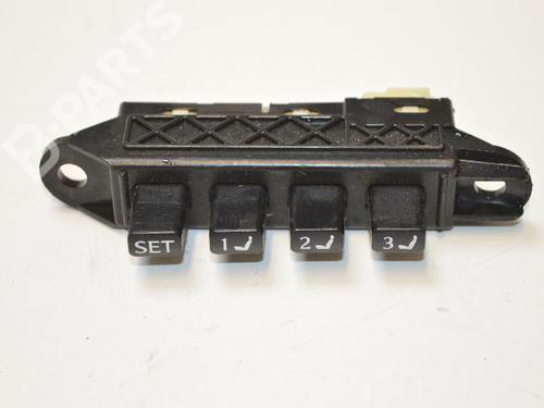 Modulo elettronico LEXUS IS II (_E2_) 220d (ALE20) (177 hp) 7753513