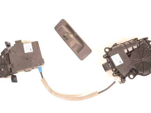 Tailgate lock LAND ROVER RANGE ROVER SPORT II (L494) 3.0 SDV6 4x4 | BP27822776C101 